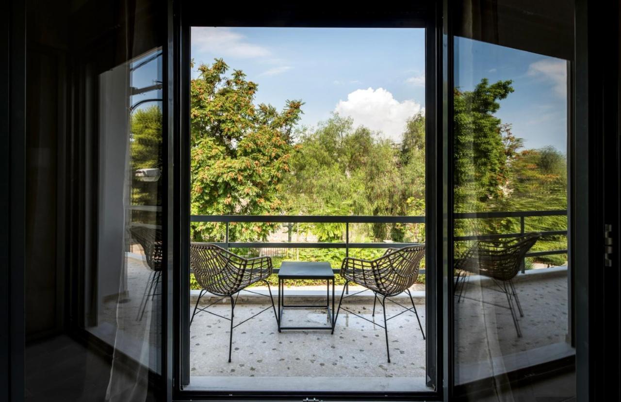 Eleusis Suites Α Exterior foto